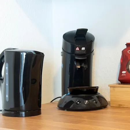 Workers Apartment in Emmerich - 3 Bedrooms - 6 Beds * Emmerich