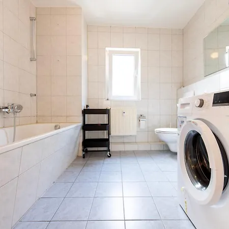 Workers Apartment in Emmerich - 3 Bedrooms - 6 Beds Apartment *
