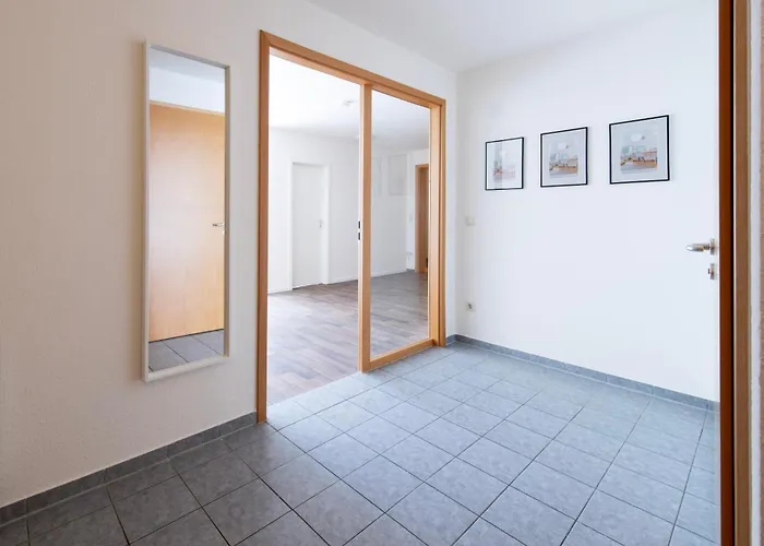 & Work - 6 Single Beds - Appartement