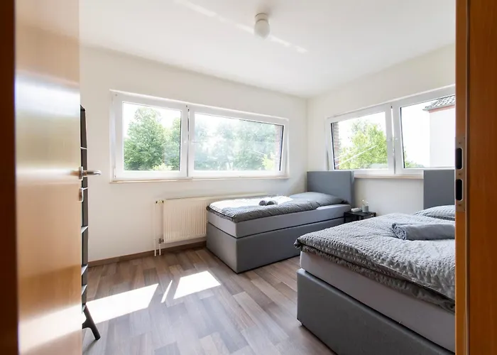 & Work - 6 Single Beds - Appartement *