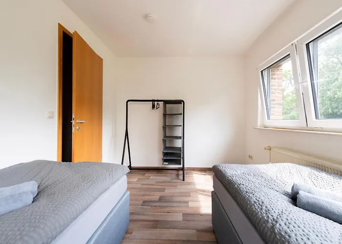 & Work - 6 Single Beds - Appartement *